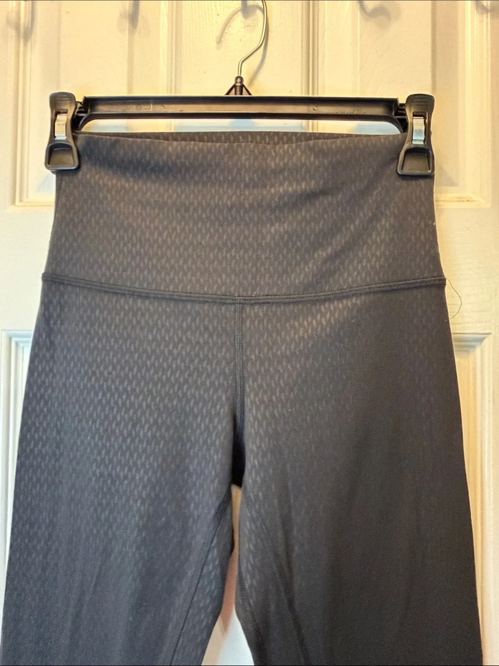 Lulúlemon High-Waist Black Textured Leggings